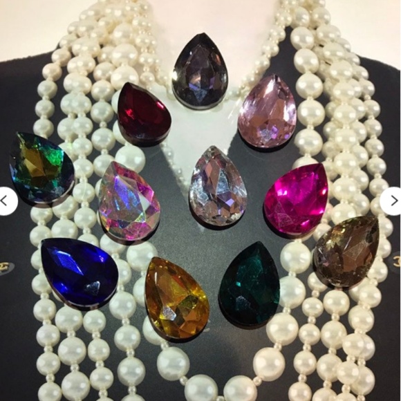 Crystal Clear Bold Acetate Earrings - Picture 3 of 3